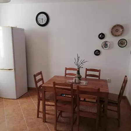 Szira Porta Hollókő